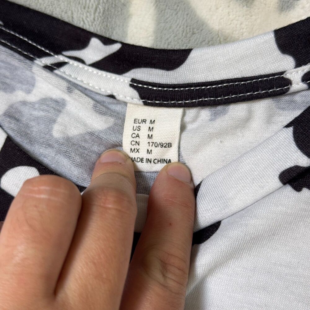 Black White Cow Print Abstract T-Shirt Womens M Short Sleeve Stretch Casual Top - Picture 3 of 8